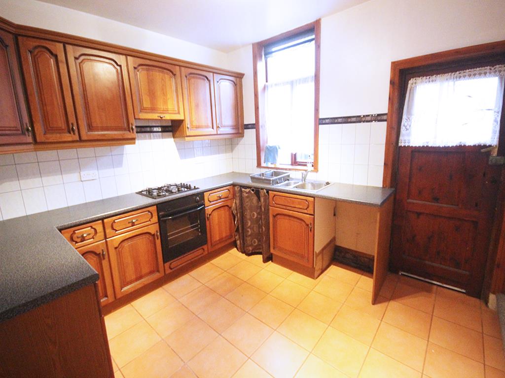 2 bedroom mid terrace house To Let in Barnoldswick - IMG_5563.jpg